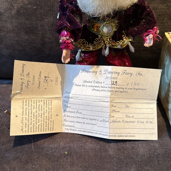 Mark Roberts small fairy figurine with Gold & Purple Accents. #129 of 7,500 - Picture 11 of 12